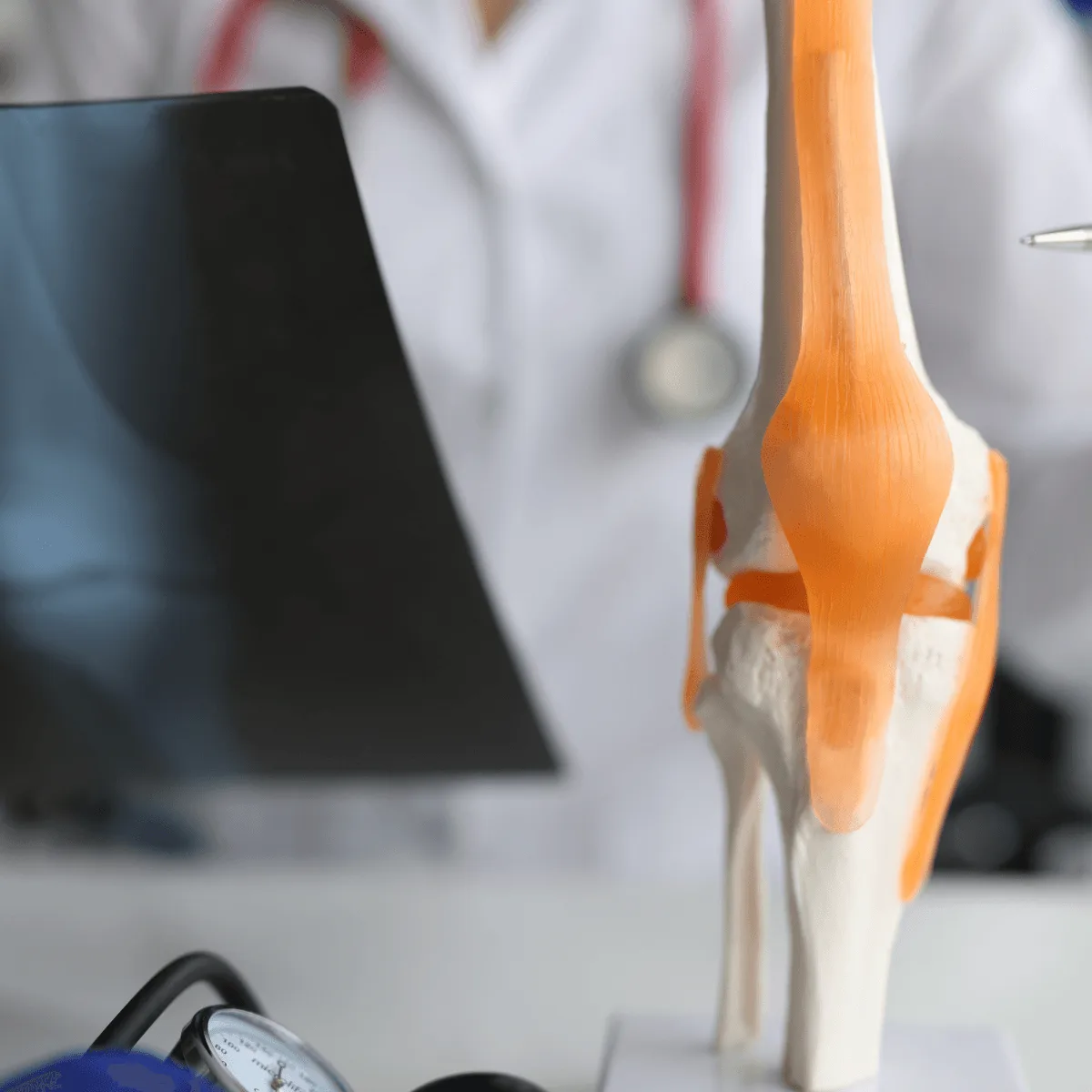 TRAUMATÓLOGO WILFREDO RODRÍGUEZ